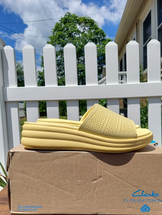 Clarks Shoes - Clarks Cloudsteppers Pastel Yellow Slide Sandals Women's Size 8M NWT Athleisure
